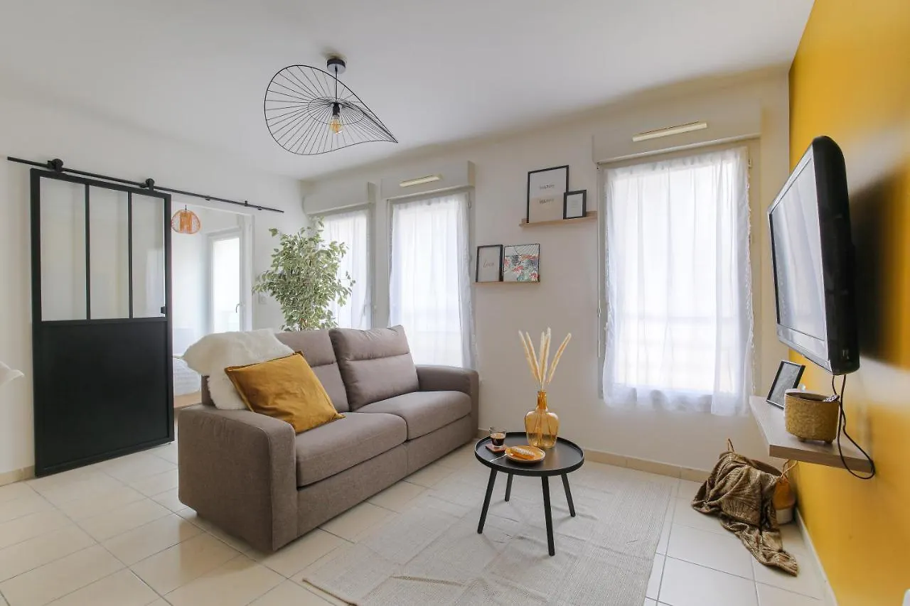 Le Louis D'Or -Acces Facile Gare/Eurexpo/Aeoroport Apartment Villeurbanne