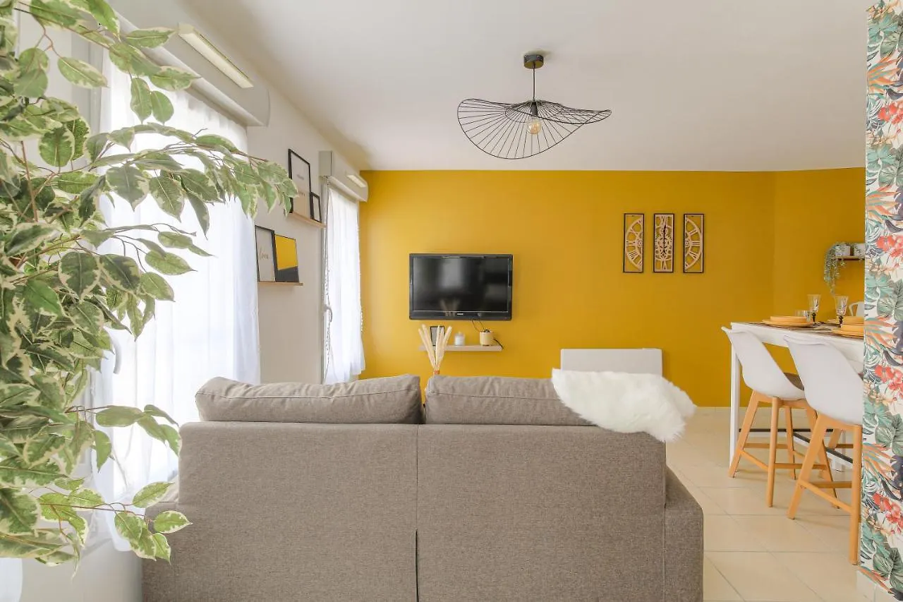 Le Louis D'Or -Acces Facile Gare/Eurexpo/Aeoroport Apartment Villeurbanne