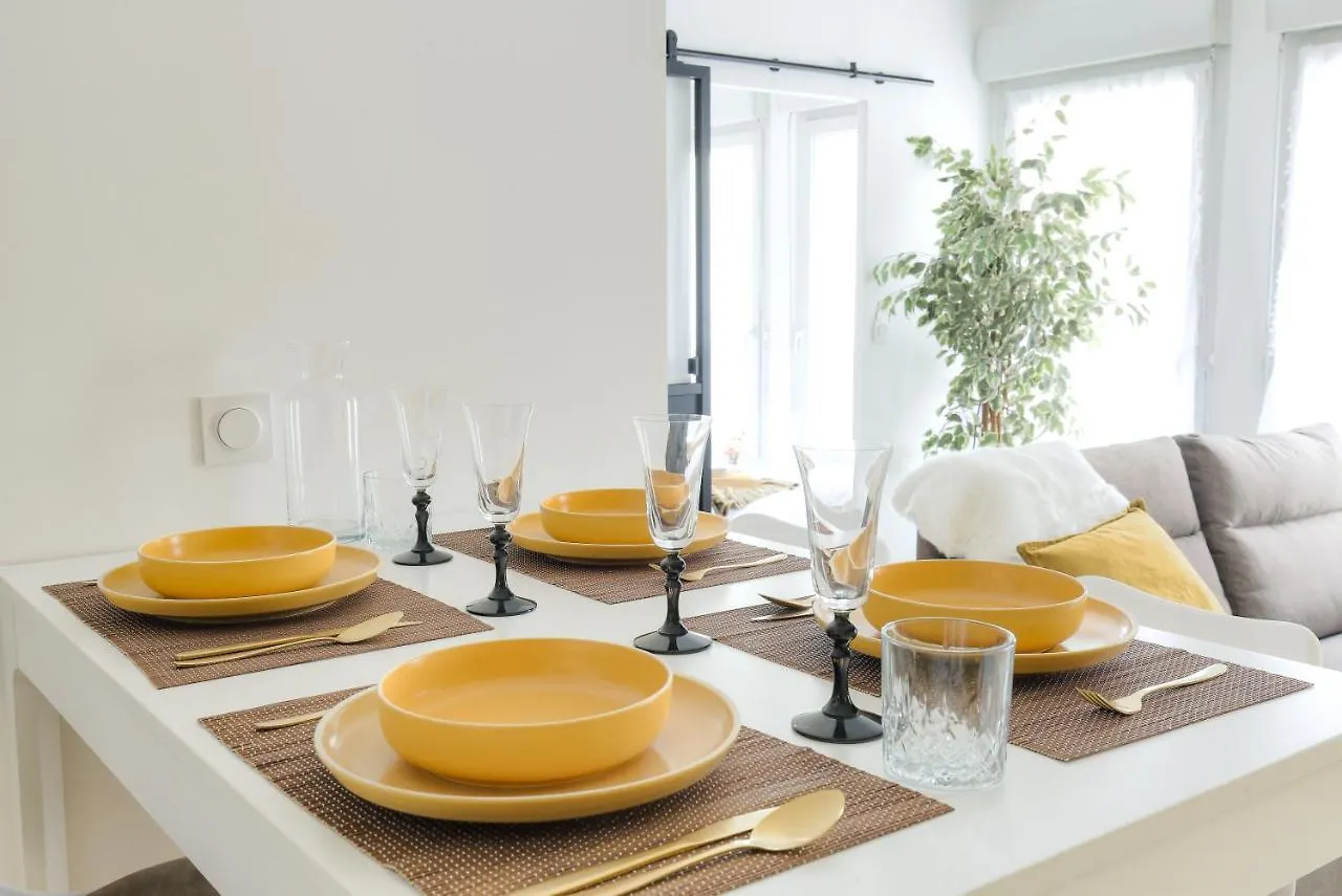 Le Louis D'Or -Acces Facile Gare/Eurexpo/Aeoroport Apartment Villeurbanne