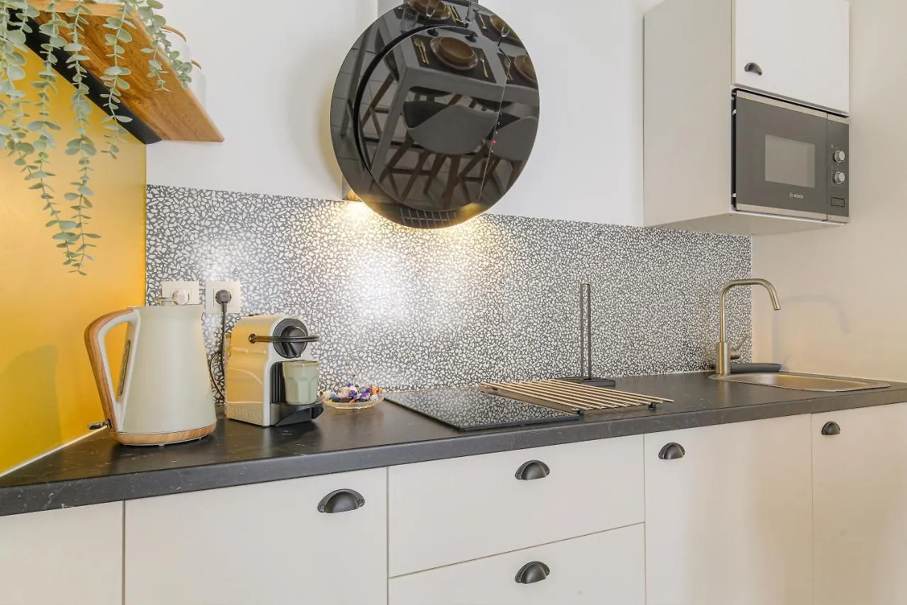 Appartement Le Louis D'Or -Acces Facile Gare/Eurexpo/Aeoroport à Villeurbanne